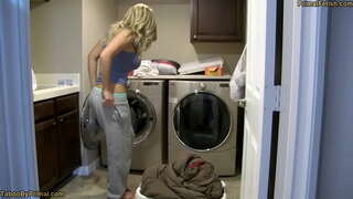 Mans StepMom nevaru Pateikt Manu StepDad Mēs esam Jāšanās