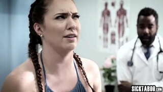 Topla prekrasna Maddy O Reilly je bila oduševljena što je teško трахом u pussy