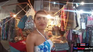 Ázsiai tini barátnője úgy éreztem, hogy adok neki barátja, egy szopást, ha van otthon