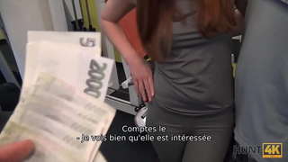 HUNT4K. For penger tillater en mann &amp;agrave; en erfaren jeger&amp;eacute;rim&amp;eacute; a knulle GF