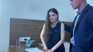 ANG KLASE SA BAHAY AY NAKUHA SA KAMAY AT NAIS NG GURO NA MAGKANTOT SA MAG-AARAL SA ASNO