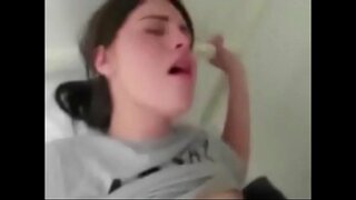 ���හි ගෙදර හැදූ lesbians සංගීතය සම්පාදනය