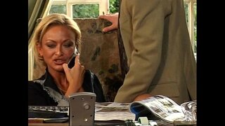 GL-Delphine-Ngu-I-Boss-lulu