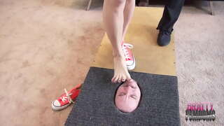 Orias Bastet Luna Vera Úsáid a bhaint as an Facebox Chos Cleaner