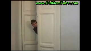 чекор мајка и син, 2