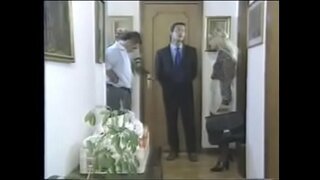 ہال بڑھتے پرانی اور