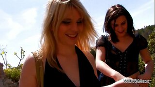 Groot gat in die Buitelug Openbare Seks... En&#039;n kom Skoot