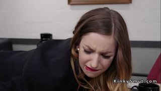 Grandes tetas morena jefe anal digitación su vendedora