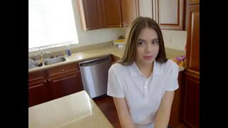 ���ाळेतली मुलगी Fucked आहे आणि येतो