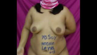 Πρέπει ένας νέος άνθρωπος μόνος του, να κάνει σεξ χωρίς κόστος, για μια ταινία πορνό