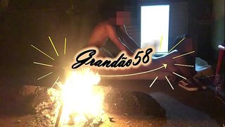 ���्यामला सींग का बना हुआ calvalgando गर्म