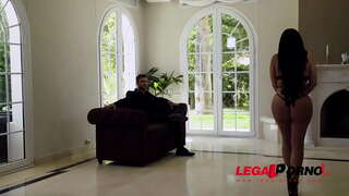 ���្បែទីស្រីស្នេ Ortega អនុញ្ញាតឱ្យថៅកែបន្ទុះរបស់នាងធំ tits និងសើមពណ៌ផ្កាឈូ GP៨៤៨